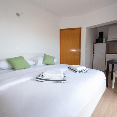 Charming Apartments Duce Omis Ngoại thất bức ảnh