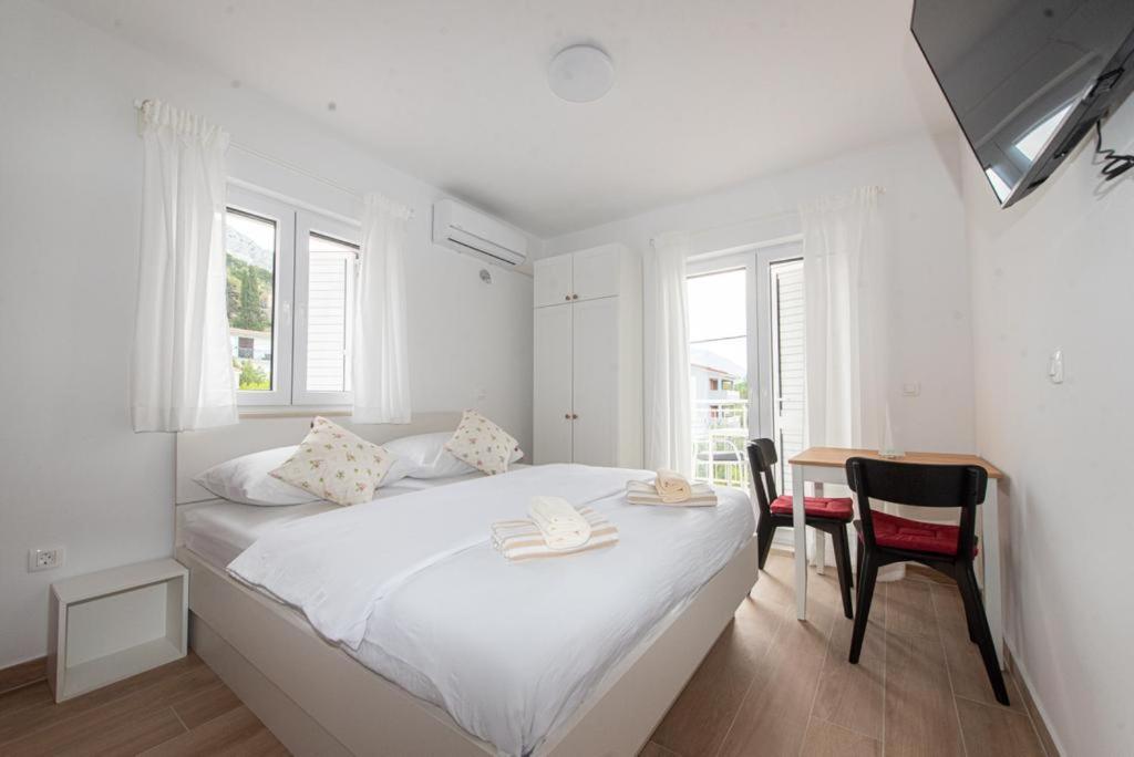 Charming Apartments Duce Omis Ngoại thất bức ảnh