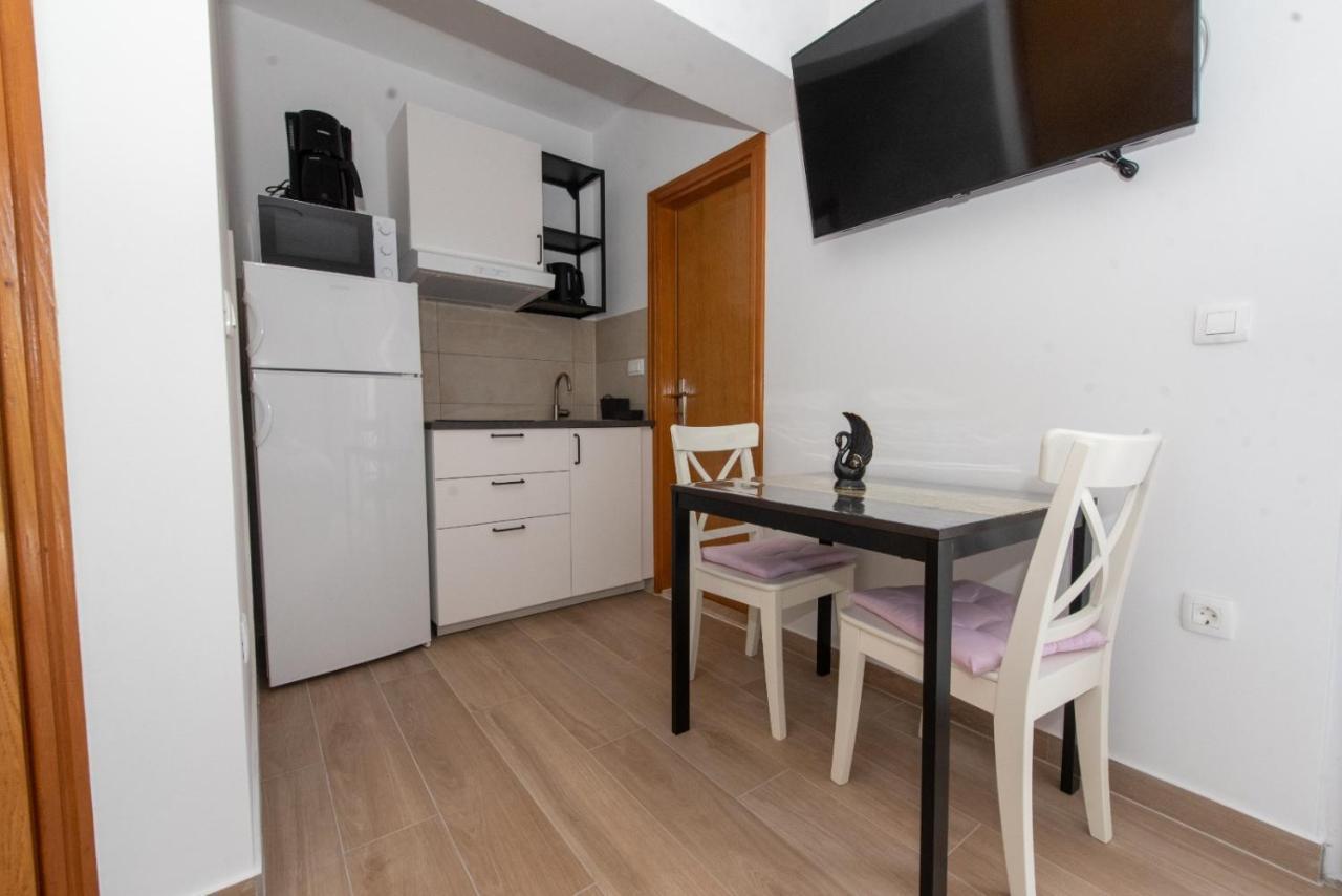 Charming Apartments Duce Omis Ngoại thất bức ảnh